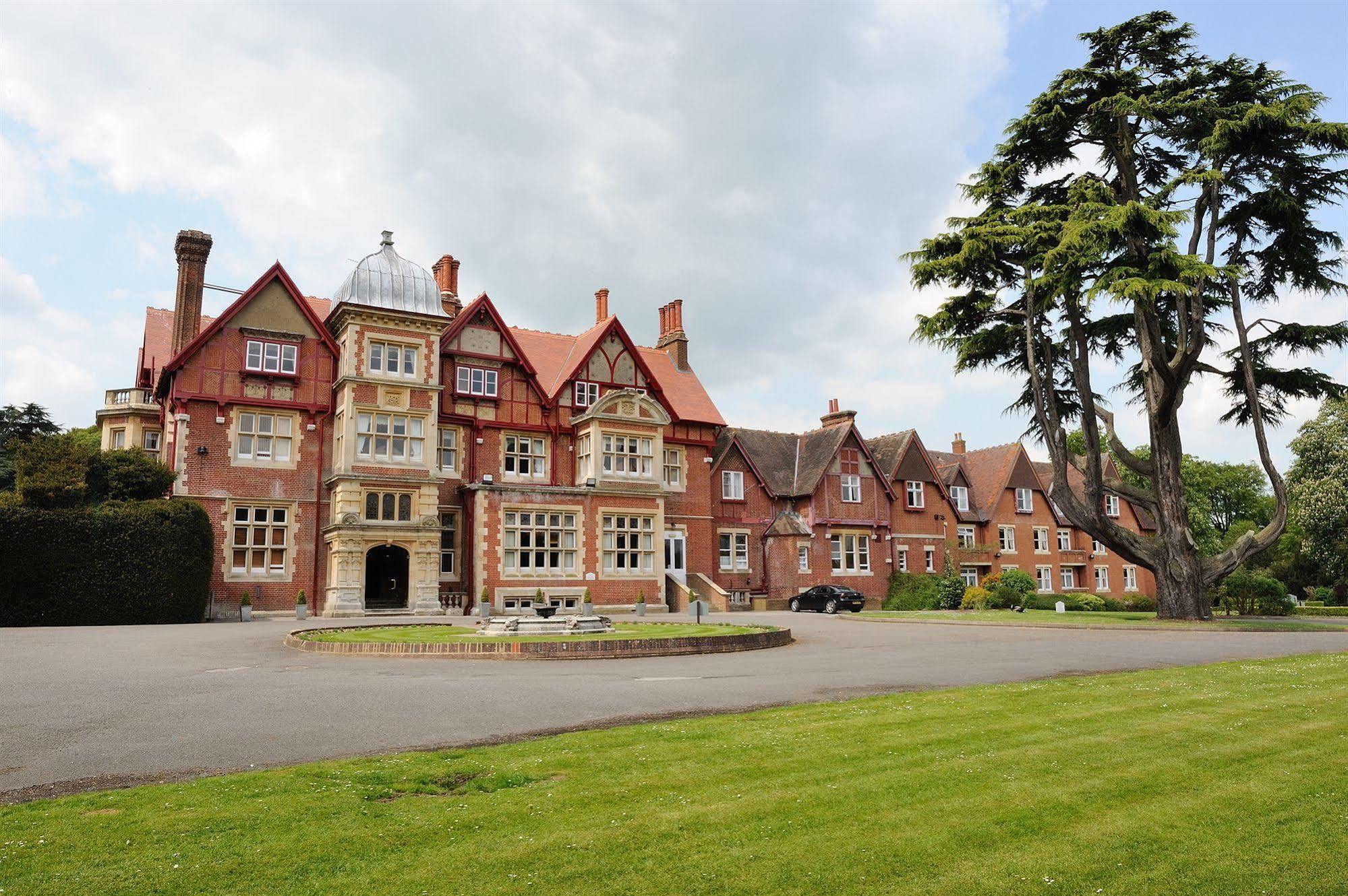 Pendley Manor Hotel Тринг Екстериор снимка