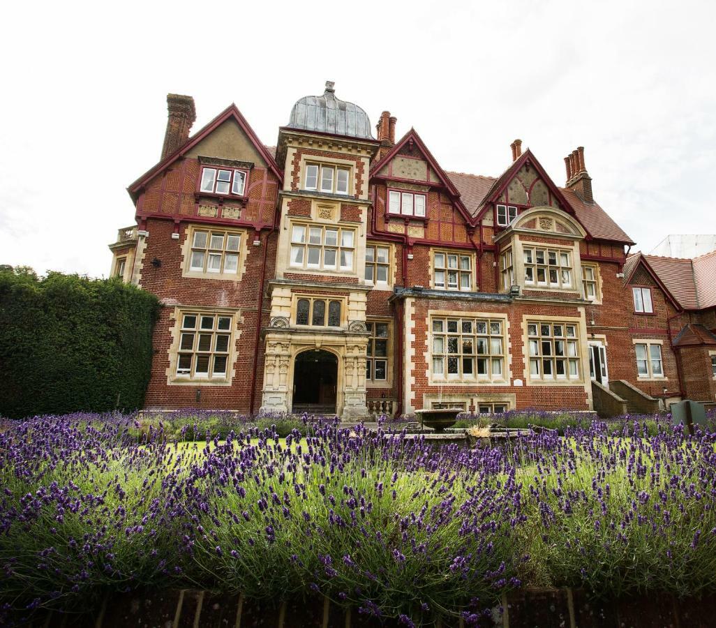 Pendley Manor Hotel Тринг Екстериор снимка